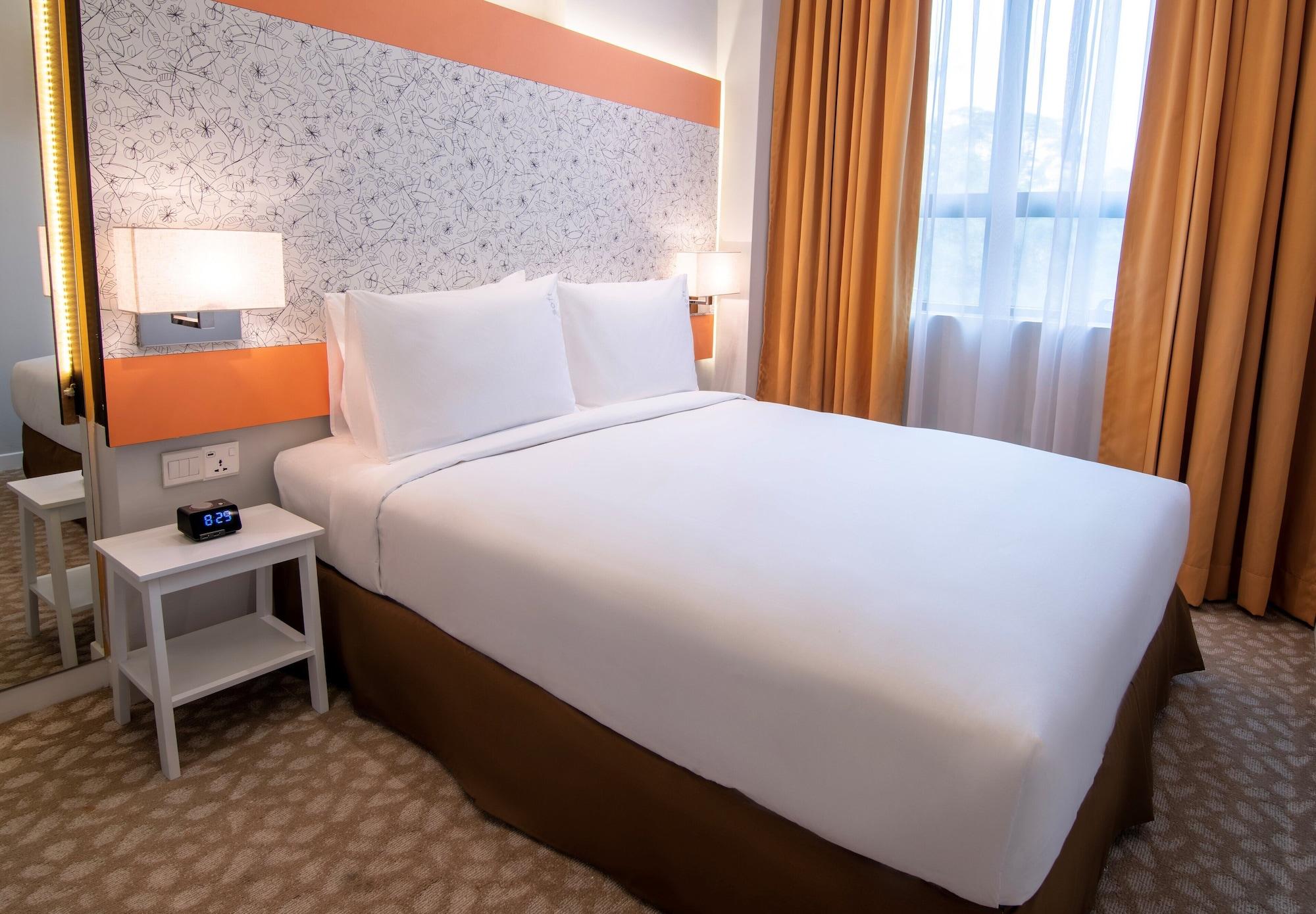 Holiday Inn Express & Suites Johor Bahru By Ihg Екстер'єр фото