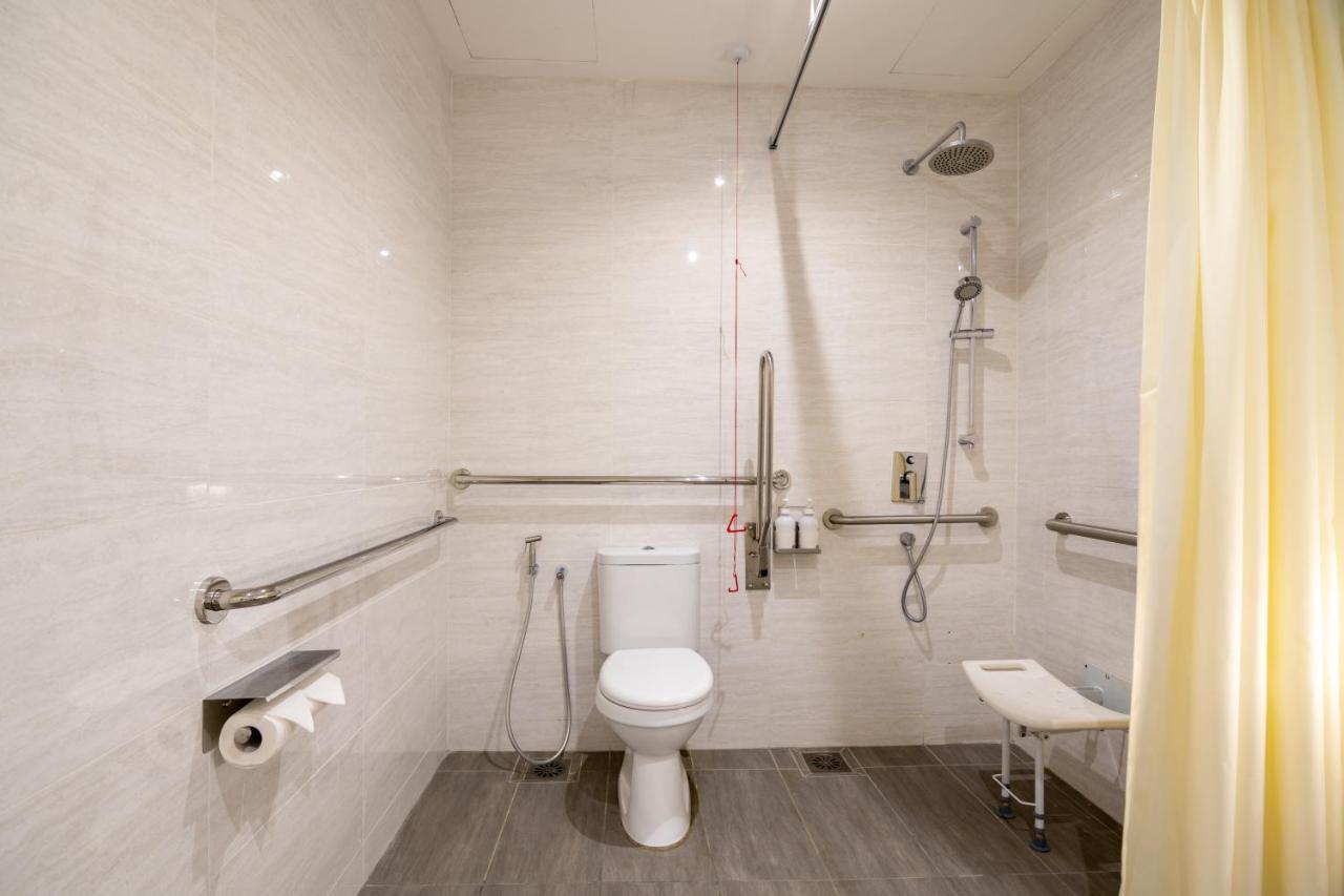 Holiday Inn Express & Suites Johor Bahru By Ihg Екстер'єр фото