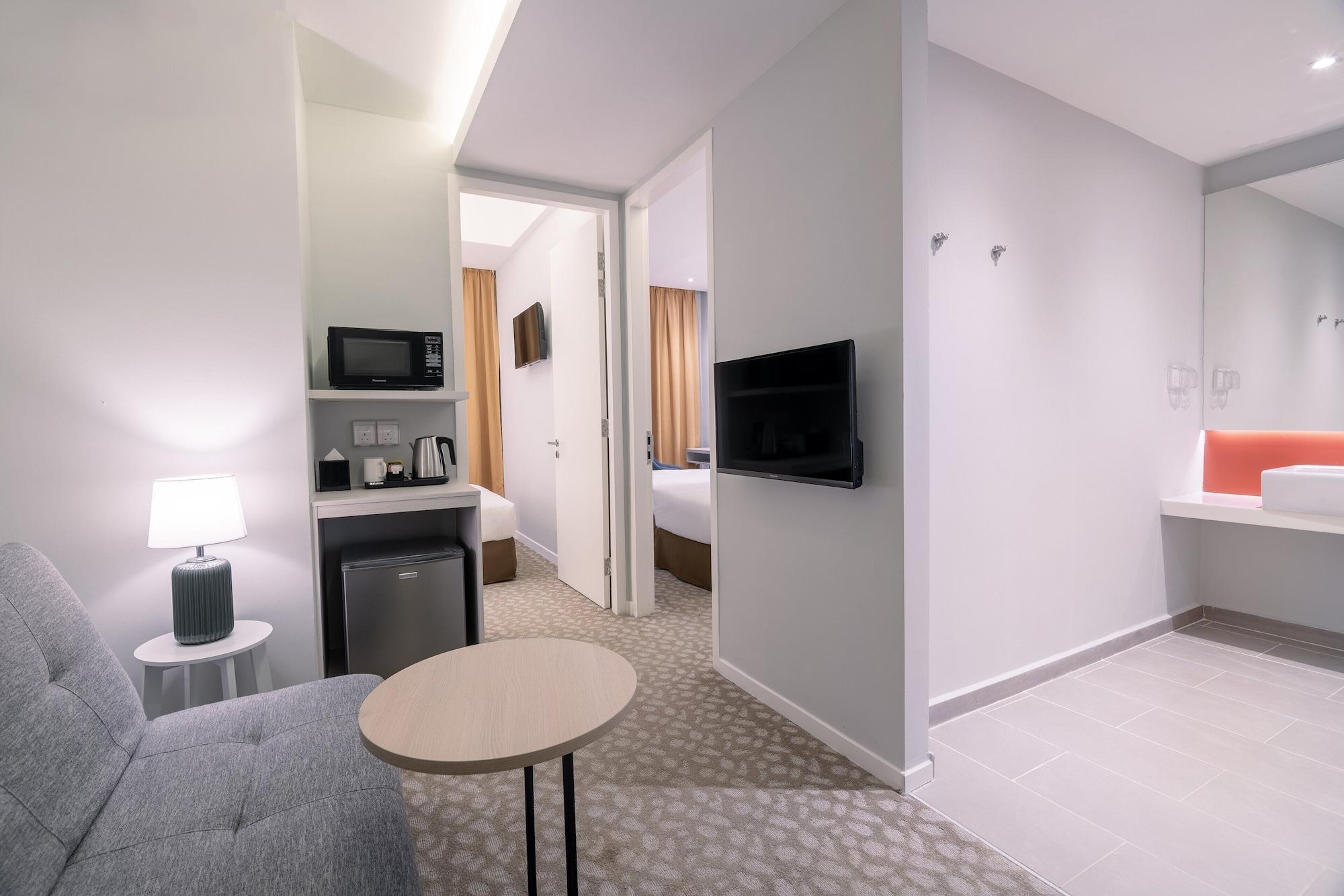 Holiday Inn Express & Suites Johor Bahru By Ihg Екстер'єр фото