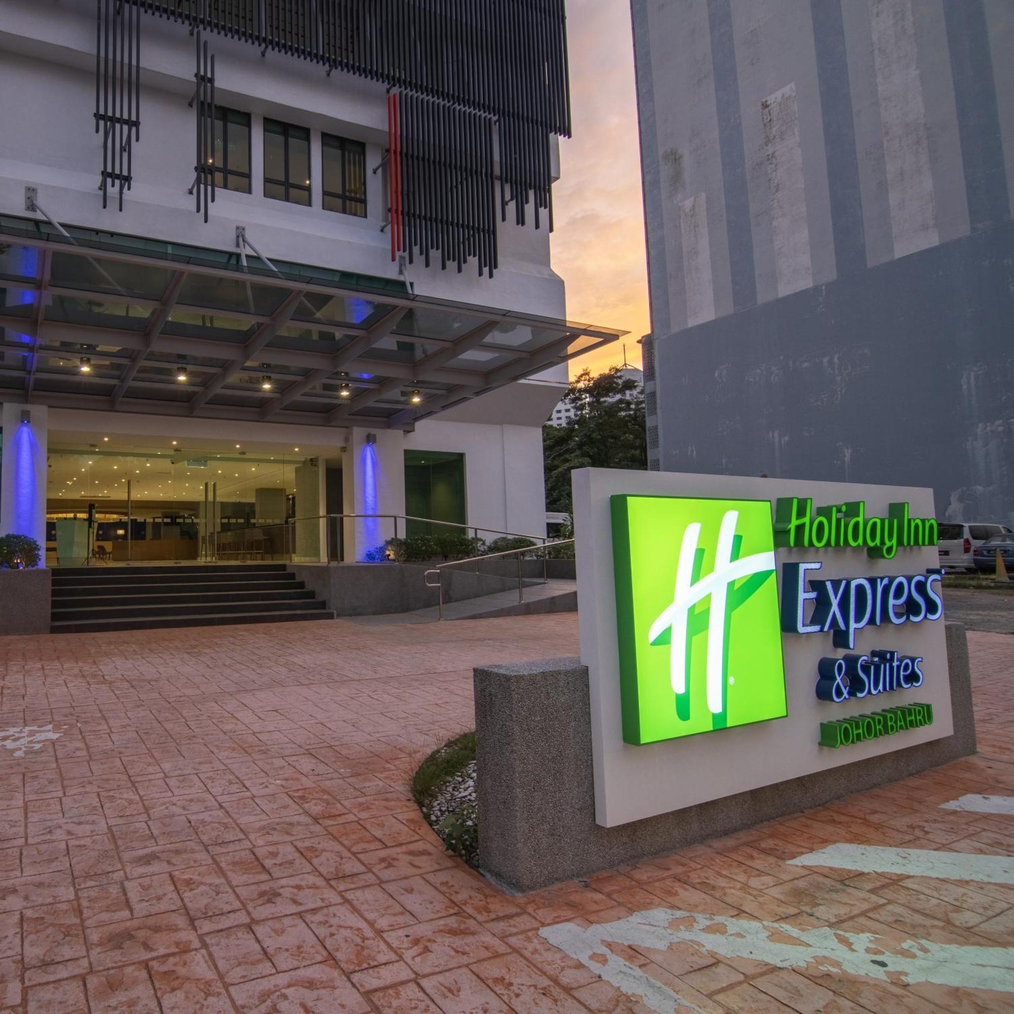 Holiday Inn Express & Suites Johor Bahru By Ihg Екстер'єр фото